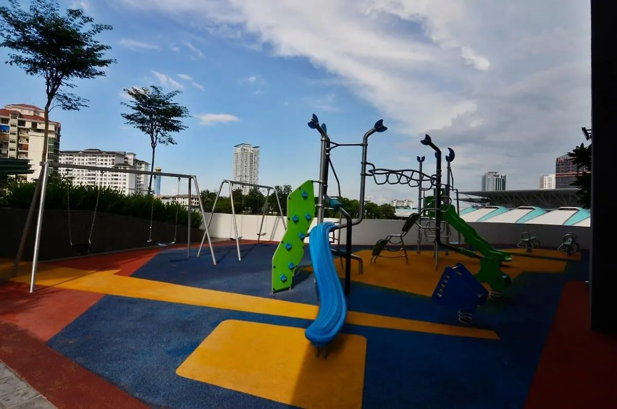 Apartment Comfy 2Br Tritower Suite Next To Jb Ciq, Jbcc & Capri Johor Bahru