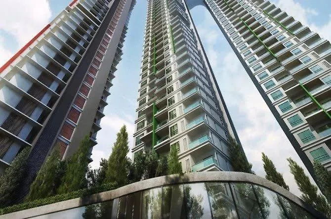 Comfy 2Br Tritower Suite Next To Jb Ciq, Jbcc & Capri Johor Bahru Apartment