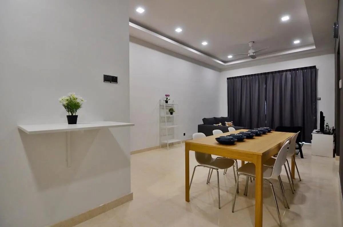 Apartment Comfy 2Br Tritower Suite Next To Jb Ciq, Jbcc & Capri Johor Bahru Malaysia