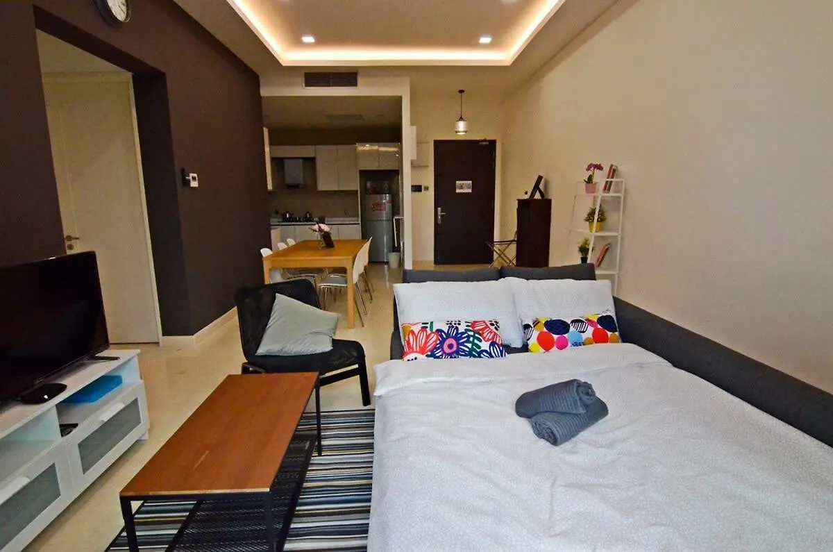 Comfy 2Br Tritower Suite Next To Jb Ciq, Jbcc & Capri Johor Bahru Apartment
