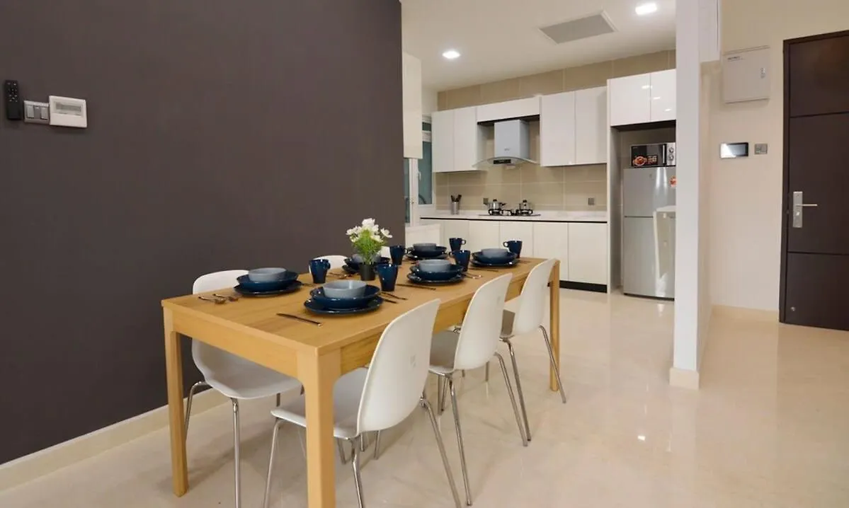 Apartment Comfy 2Br Tritower Suite Next To Jb Ciq, Jbcc & Capri Johor Bahru